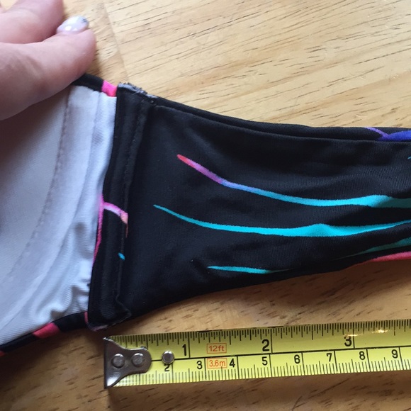 PINK Victoria’s Secret swimming top size S - Picture 8 of 9